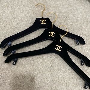CHANEL Hangers